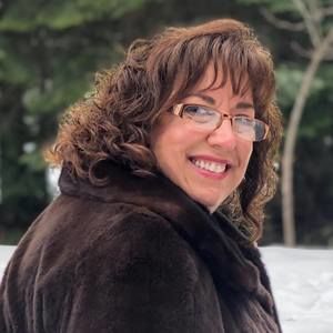 Meet your Posher, Julia